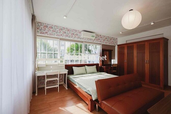 Cho thuê CĂN HỘ 2 PHÒNG NGỦ rộng 80m2 gần biển Mân Thái