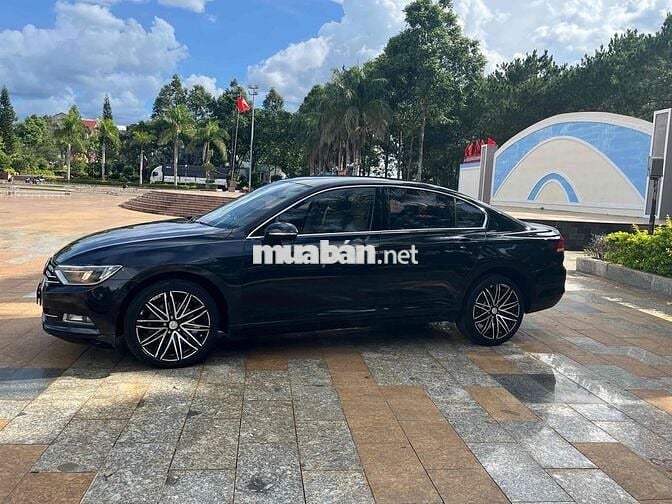 Volkswagen Passat 2015 Đen 90000 sai 1kn tặng xe