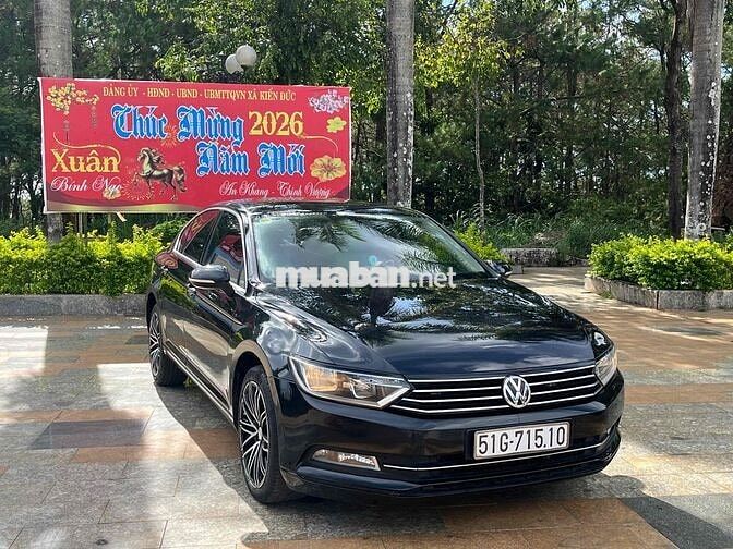 Volkswagen Passat 2015 Đen 90000 sai 1kn tặng xe