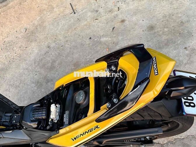 Honda Winner V1 2017 Vàng đen 27000 km
