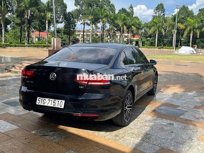 Volkswagen Passat 2015 Đen 90000 sai 1kn tặng xe