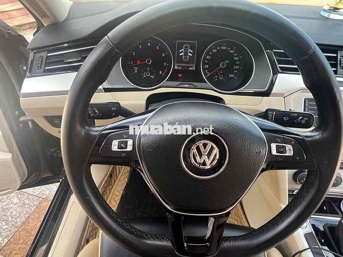 Volkswagen Passat 2015 Đen 90000 sai 1kn tặng xe