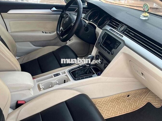 Volkswagen Passat 2015 Đen 90000 sai 1kn tặng xe