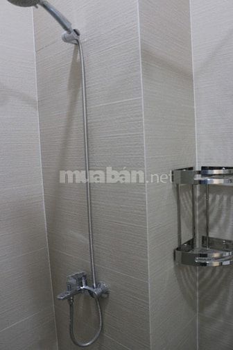 Bán nhà mới xây gồm: trệt, 2 lầu, sân thượng