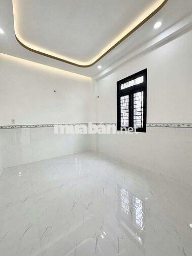 BÁN NHÀ BÌNH TÂN NGAY MÃ LÒ XE HƠI VIVU , NGANG 8M , 60M2 , Ở NGAY
