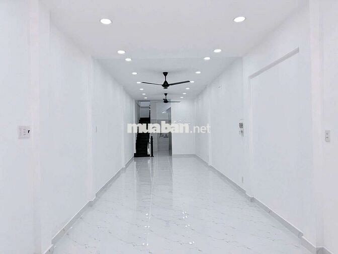 cho thuê nhà mặt tiền 3,7x18m 4pn 3wc 3 tầng giá 27trieu