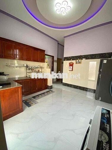 BÁN NHÀ ÔTÔ VI VU PHƯỜNG 8 TP VĨNH LONG