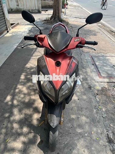 Yamaha Novo 4 Đỏ đen Tự động