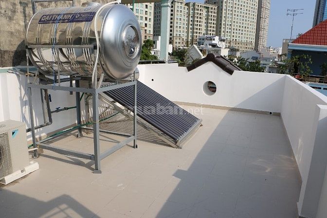 Bán nhà mới xây gồm: trệt, 2 lầu, sân thượng