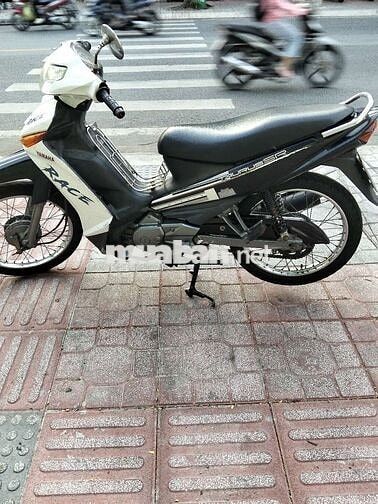 Yamaha Taurus Trắng đen