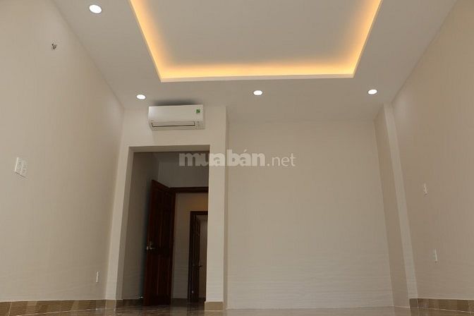 Bán nhà mới xây gồm: trệt, 2 lầu, sân thượng