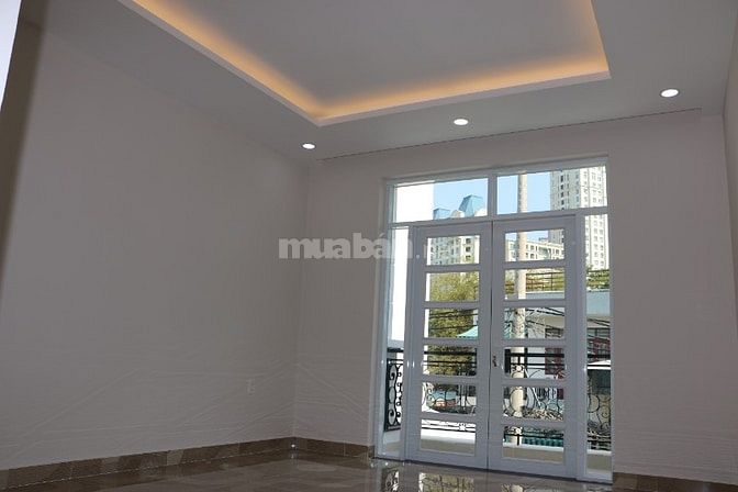 Bán nhà mới xây gồm: trệt, 2 lầu, sân thượng