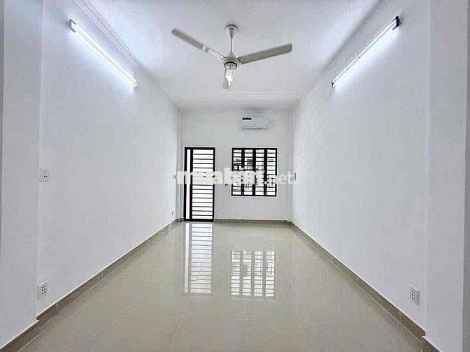 Nhà mặt tiền Huỳnh Khương An P5 4pn3wc 66,6m2
