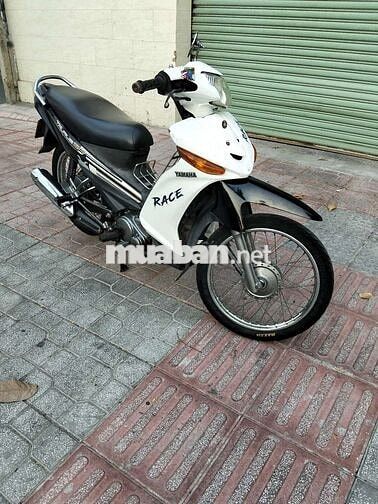 Yamaha Taurus Trắng đen