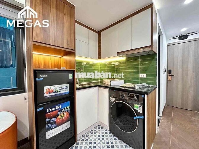 cho thuê studio 1n1k ban công full nội thất ngay hồ tùng mậu, goldmark