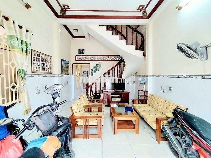 Giảm Sâu Bán Nhà 4 Tầng 48m2 HXH Sát Nhà - Hoàng Hoa Thám - Phú Nhuận