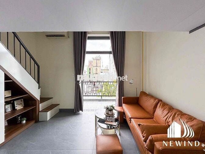 DUPLEX BAN CÔNG NẰM NGAY ĐƯỜNG VƯỜN LÀI