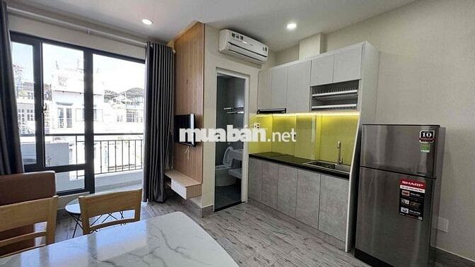 căn hộ studio full nội thất bancong