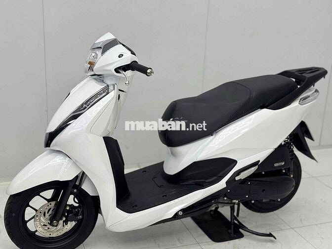 Honda Lead Trắng