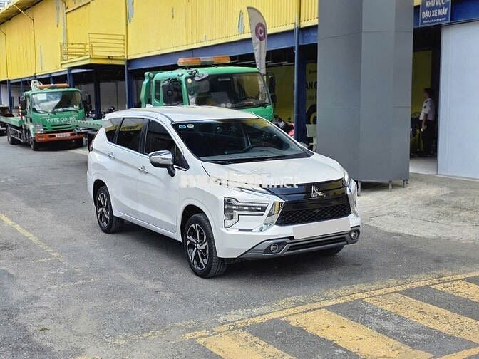 MITSUBISHI XPANDER PREMIUM 2024 XE GIA ĐÌNH LƯỚT