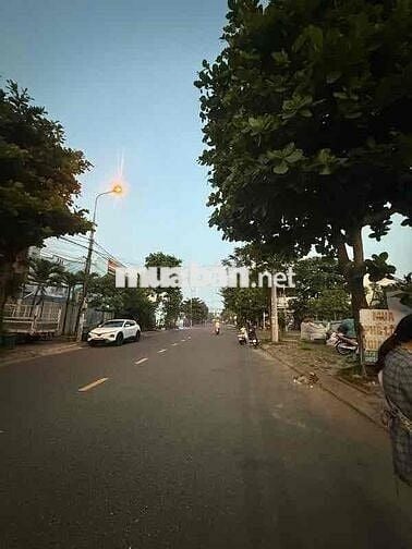 Lô đường Mẹ Thứ, Hoà Xuân, Đà Nẵng.  🍀DT: 100 m2, lên số nhà 251
