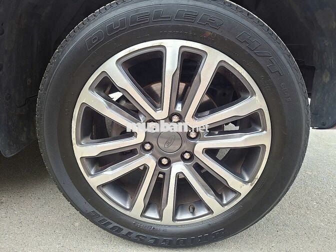 Ford Everest 2020 1 cầu xe đẹp giá tốt