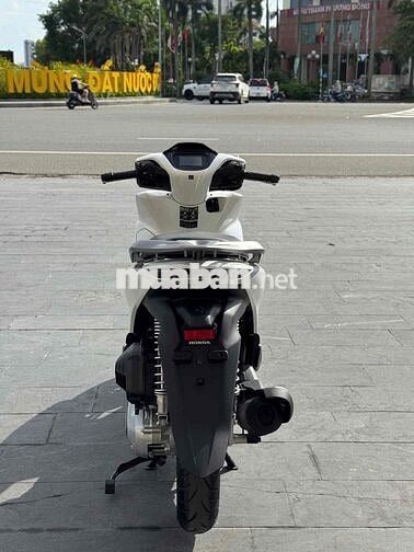 Honda SH 125i Trắng