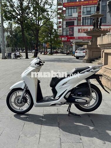 Honda SH 125i Trắng