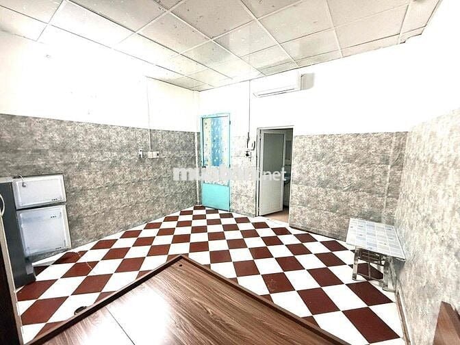 Cho thuê Phòng Trọ 15m2 Đội Cung Quận 11.