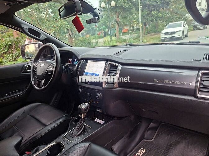 Ford Everest 2020 1 cầu xe đẹp giá tốt