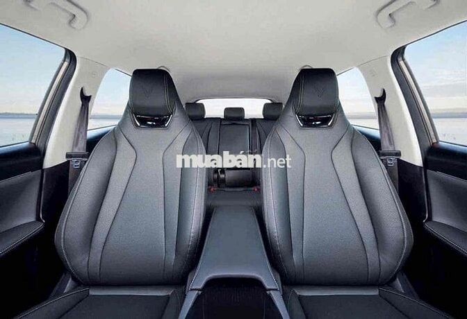 Xe điện VinFast VF8 Đỏ