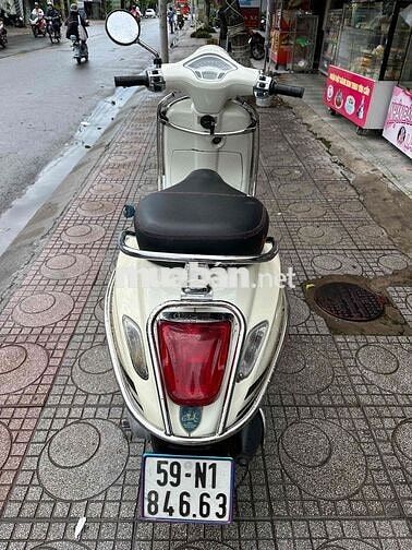 Piaggio Vespa 2014 Trắng