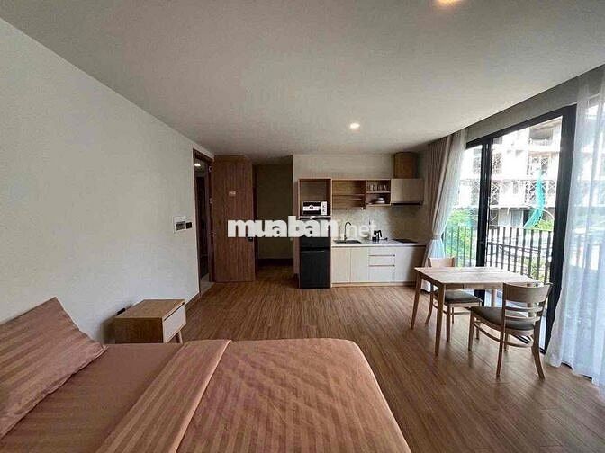 CĂN HỘ full nội thất NGAY VÒNG XOAY DÂN CHỦ