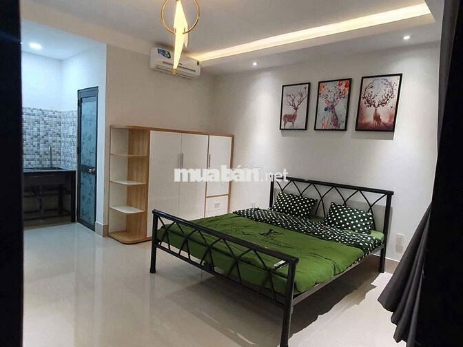 Căn hộ ngay trung tâm Q4 siêu rộng