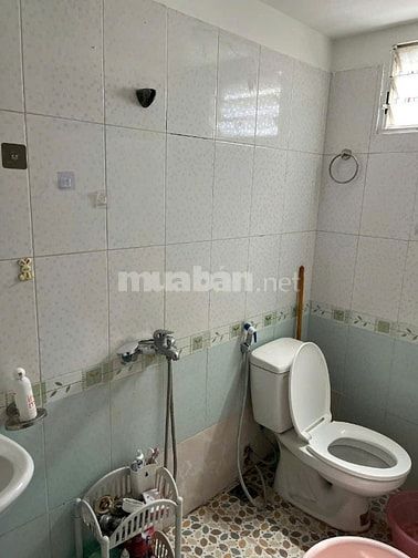 Cho thuê nhà DT 30m2 x 5 tầng ngõ Kiến Thiết, Khâm Thiên,  Đống Đa 