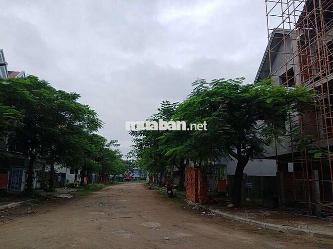 Bán gấp nền biệt thự xây dựng ngay,tại Bà Điểm, Hóc Môn, TPHCM 
