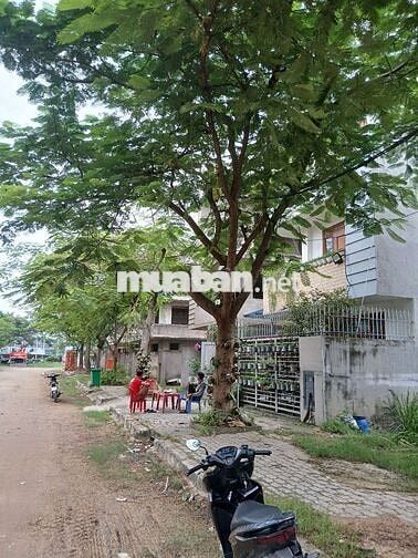 Bán gấp nền biệt thự xây dựng ngay,tại Bà Điểm, Hóc Môn, TPHCM 
