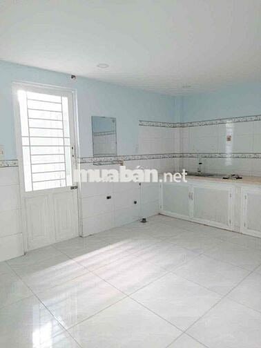 Nhà (MỚI) cho thuê giá 6tr ở gần trường hc Nguyễn Văn Quỳ