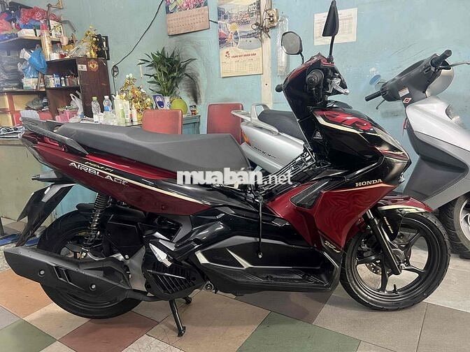 Honda Air Blade Đỏ đen 5809 km