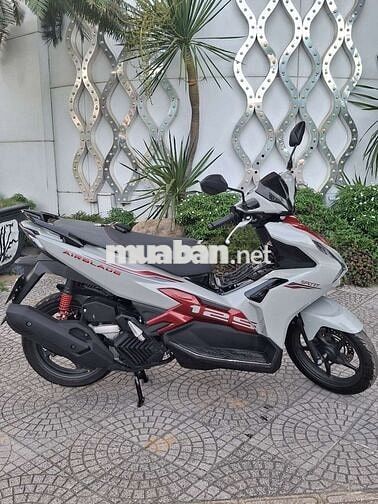 Honda Air Blade 2025 Xám đỏ