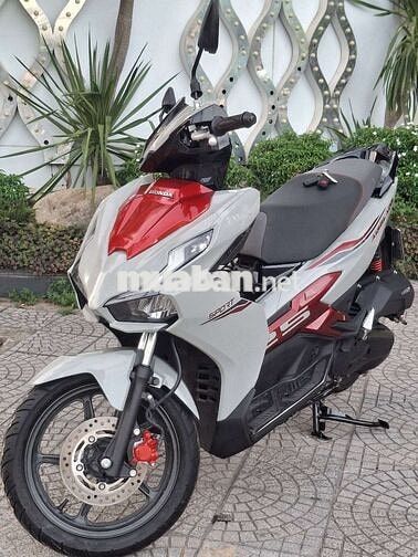 Honda Air Blade 2025 Xám đỏ