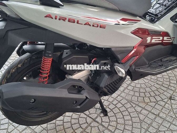 Honda Air Blade 2025 Xám đỏ