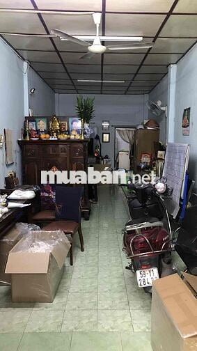 Nhà bán đương Nguyễn tr Phương