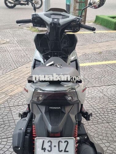 Honda Air Blade 2025 Xám đỏ