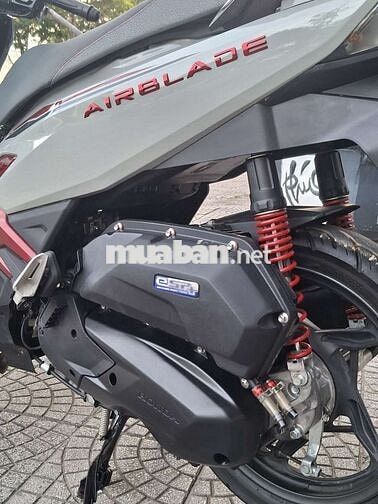 Honda Air Blade 2025 Xám đỏ