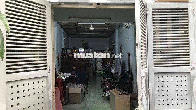 Nhà bán đương Nguyễn tr Phương