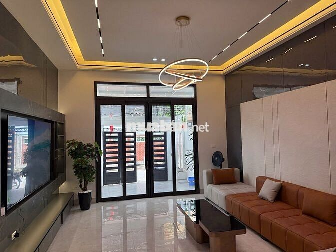 CẦN BÁN NHÀ CỰ KHỐI LONG BIÊN HÀ NỘI.