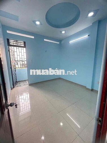 Ngay Cầu Chà Và -2 Lầu-3 Phòng Ngủ-Nở Hậu-Sổ Hồng Riêng