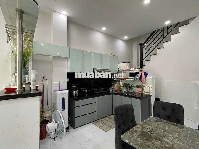 Nhà 1 Trệt 1 Lầu 2PN 3WC 4x12m Hẻm Nguyễn Thị Thập Gần Lâm Văn Bền