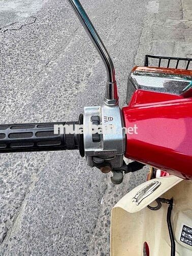 Honda DH Up DD Đỏ, Trắng 93250 km
